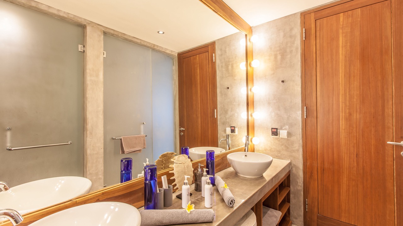 Photo of Bathroom in Drupadi