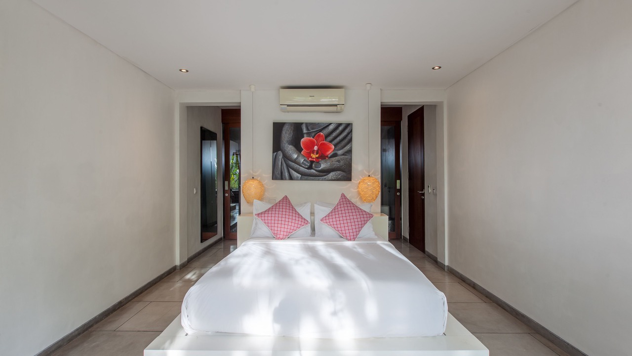 Photo of Bedroom in Drupadi