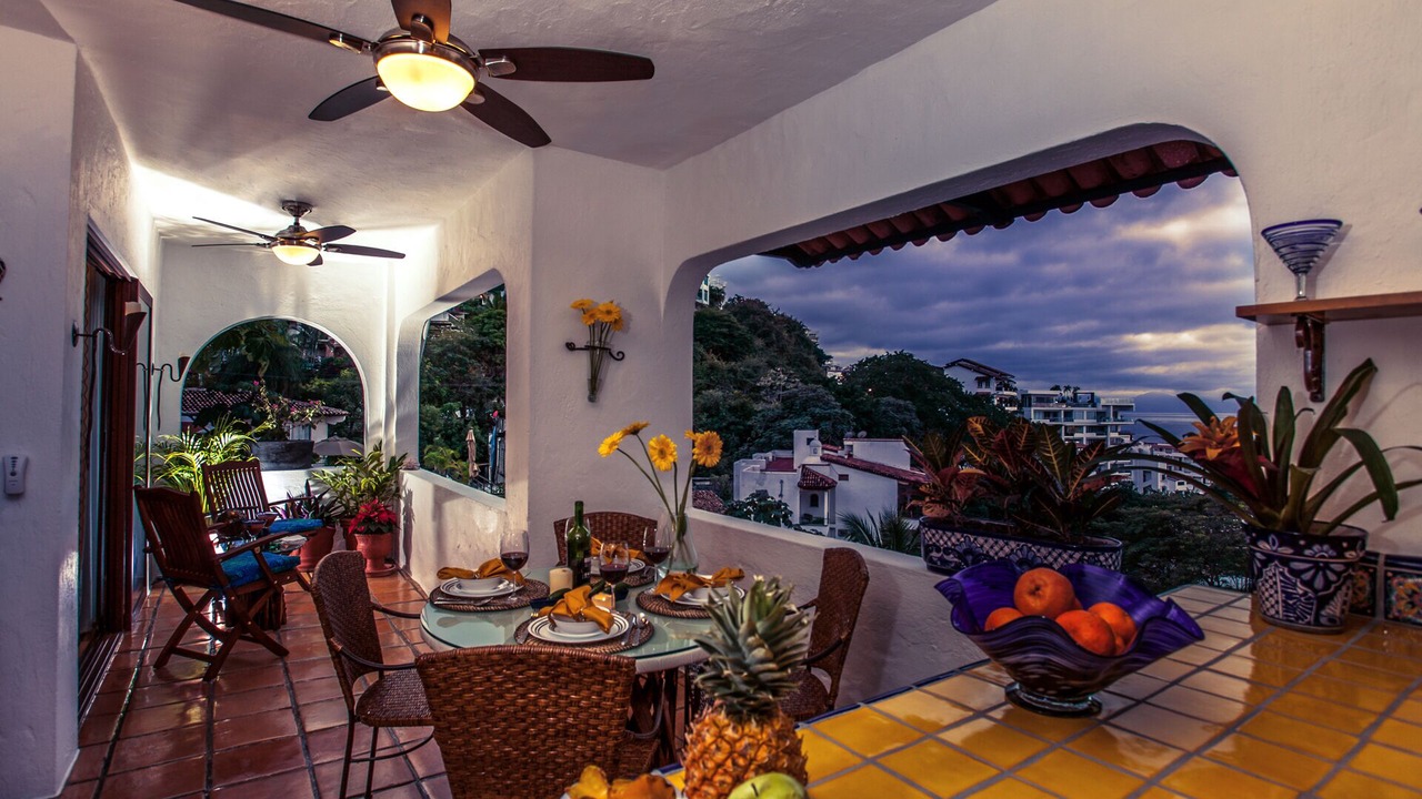 Photo of Outdoor in Romantic Zone