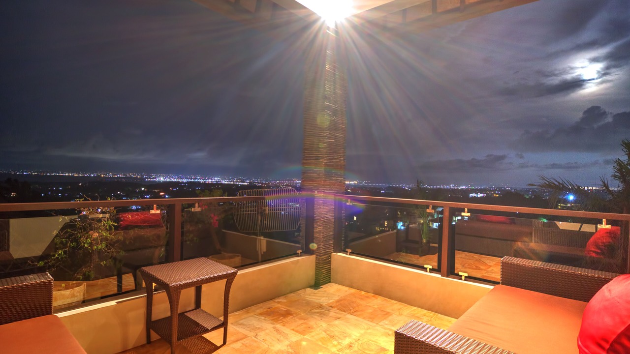 Photo of Patio Balcony in Bukit
