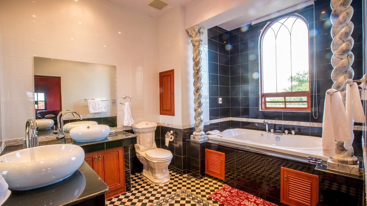 Photo of Bathroom in Nong Kae