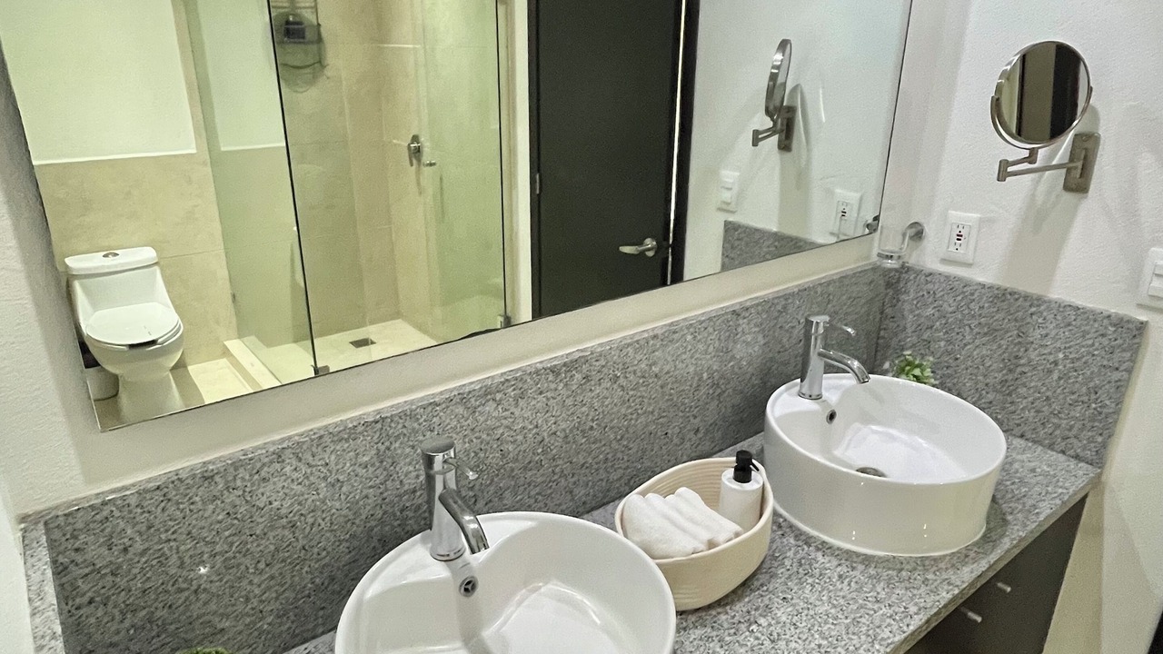 Photo of Bathroom in South Hotel Zone