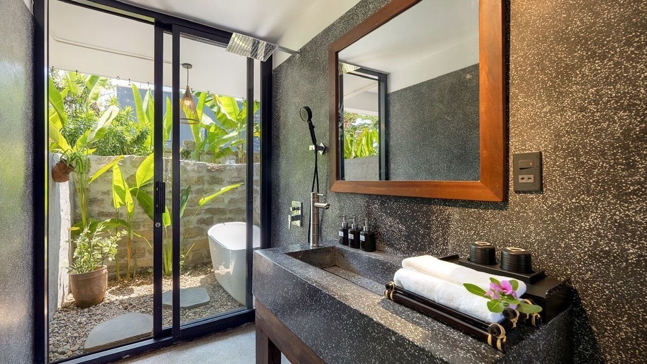 Photo of Bathroom in Cam Chau
