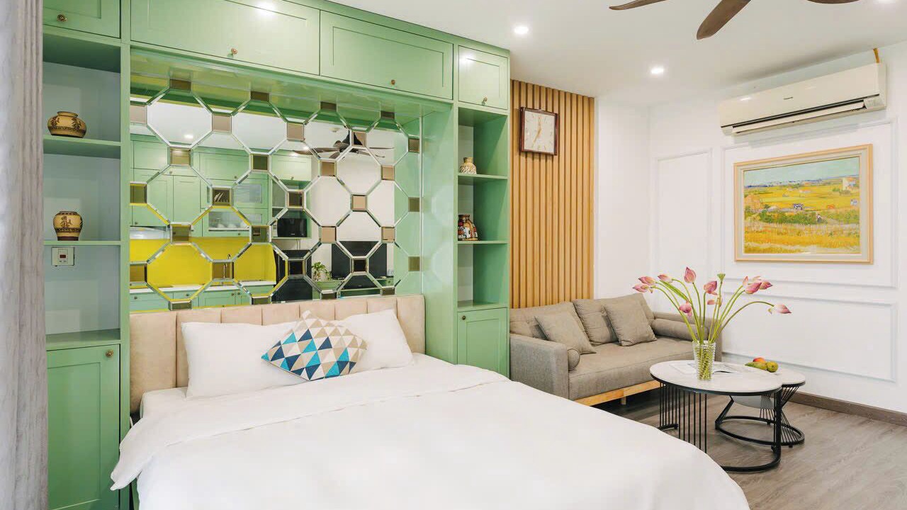 Photo of Bedroom in Trung Hoa Nhan Chinh
