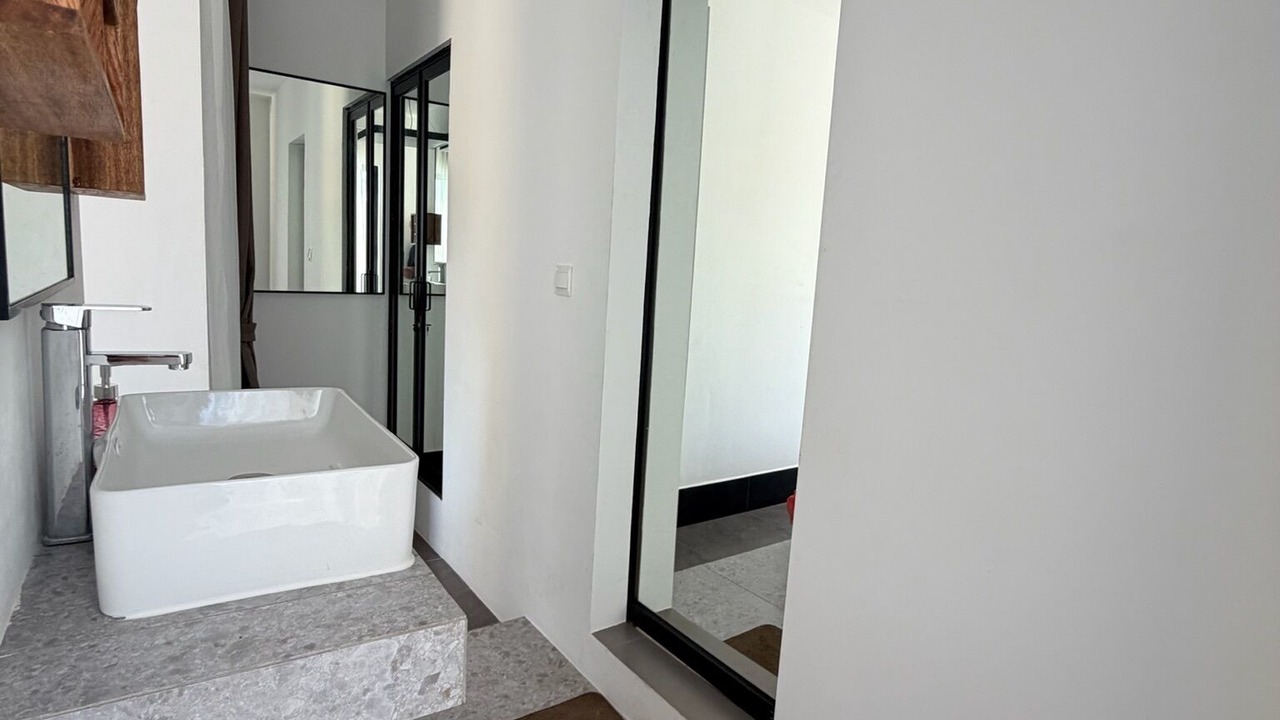 Photo of Bathroom in Daun Penh