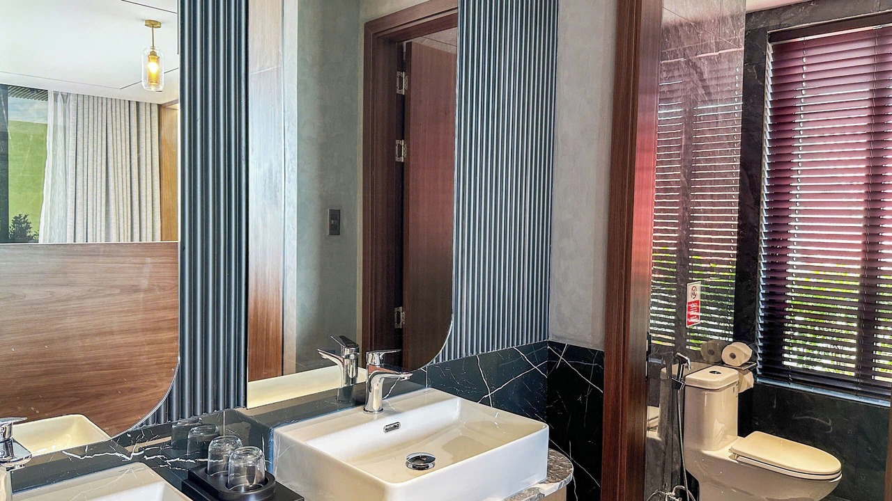 Photo of Bathroom in Ngu Hanh Son