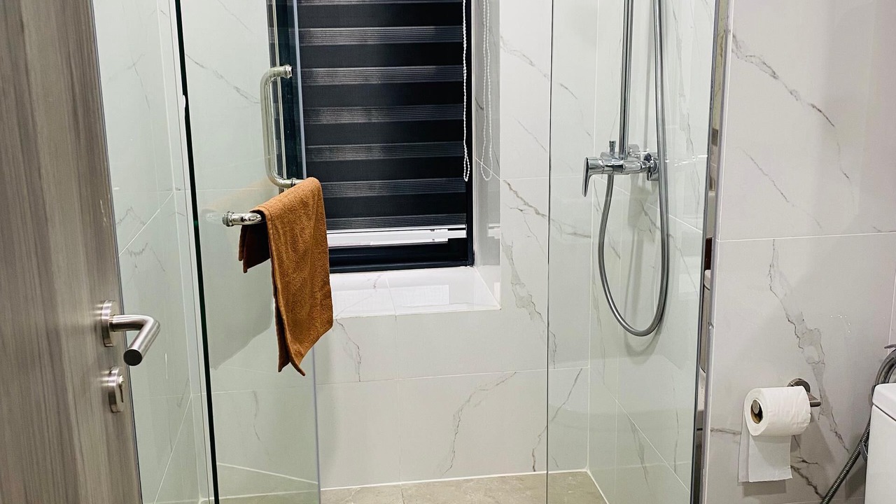 Photo of Bathroom in Imbi