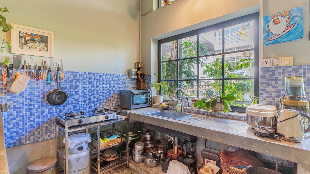 Photo of Kitchen in Chamkar Mon