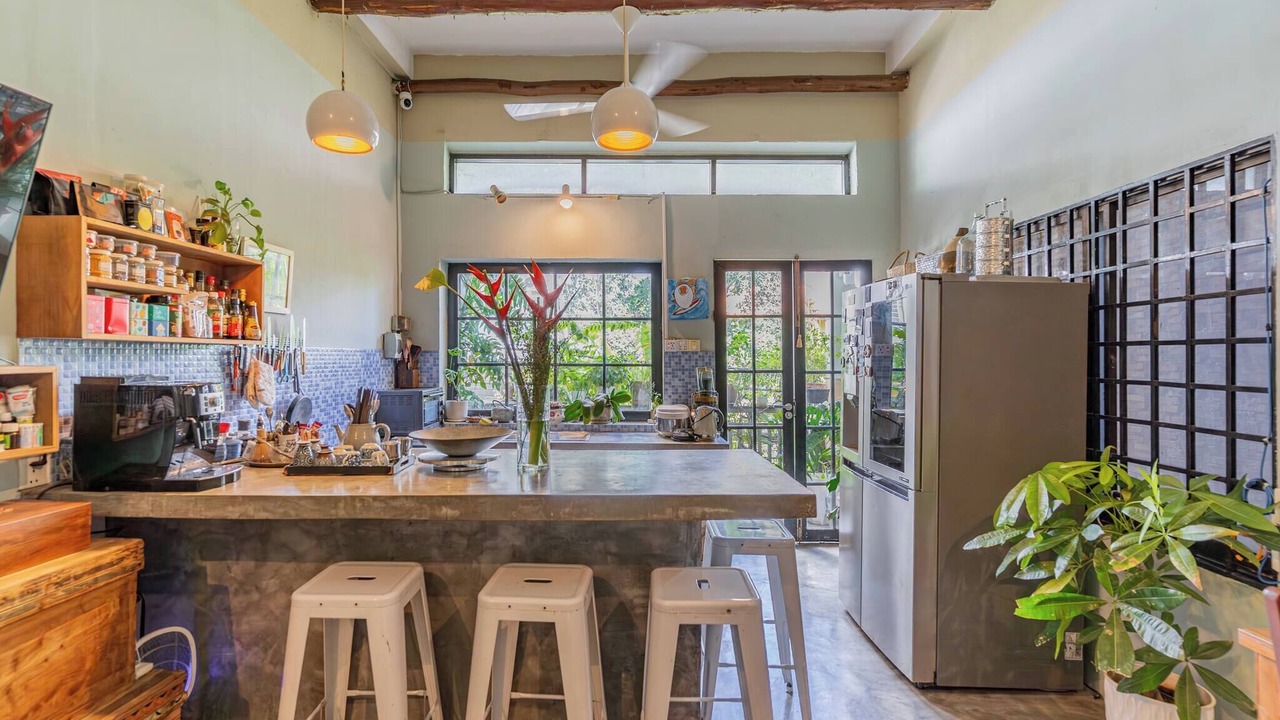 Photo of Kitchen in Chamkar Mon