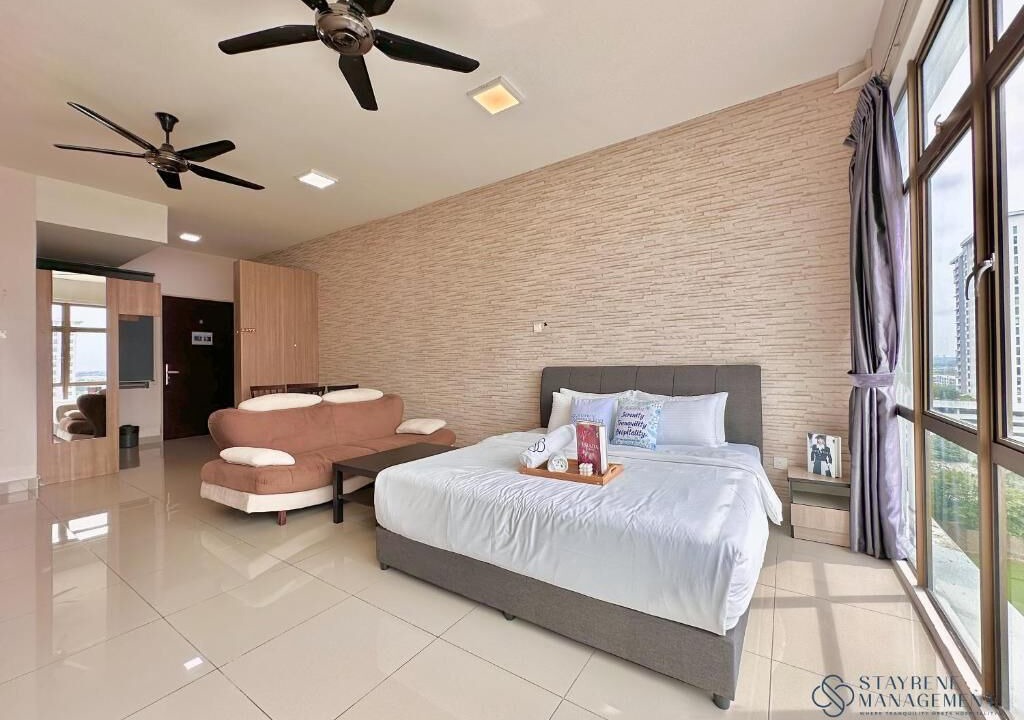 Photo of Bedroom in Taman Mount Austin