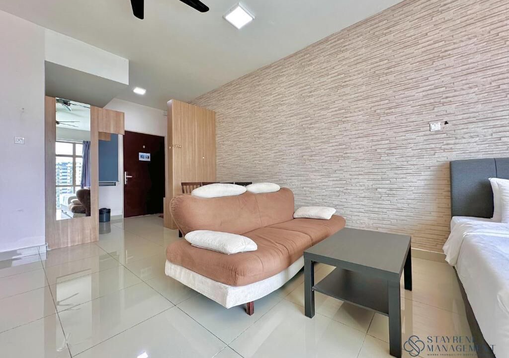 Photo of Livingroom in Taman Mount Austin