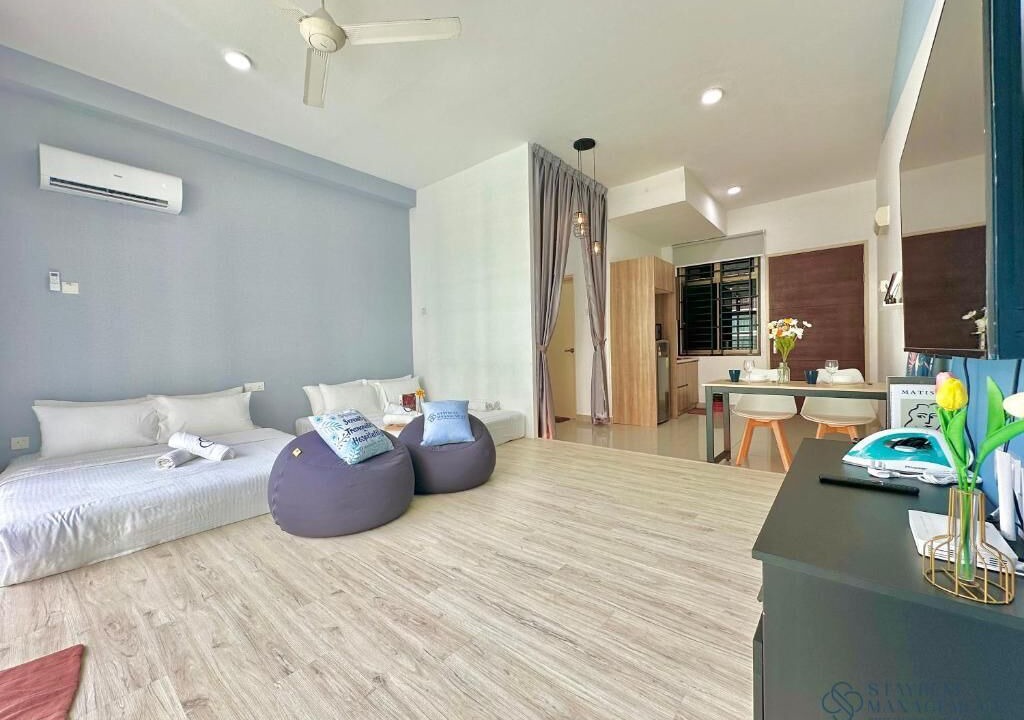 Photo of Bedroom in Taman Mount Austin