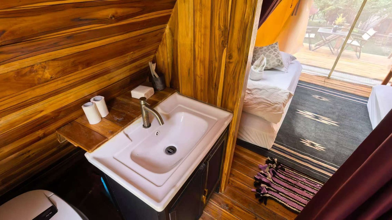 Photo of Bedroom in Nong Khiaw