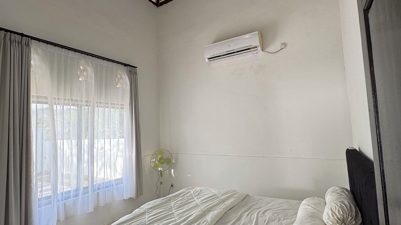 Photo of Bedroom in Sekotong Barat