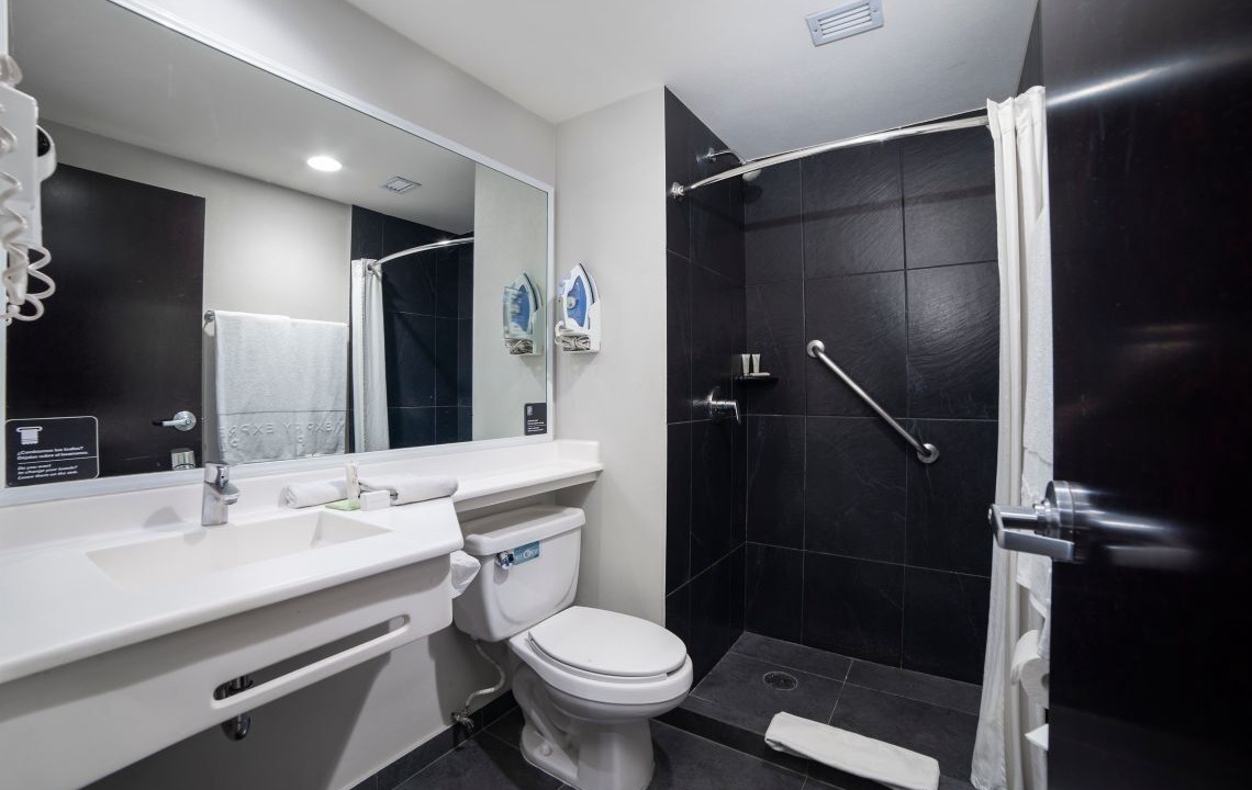 Photo of Bathroom in El Tezal