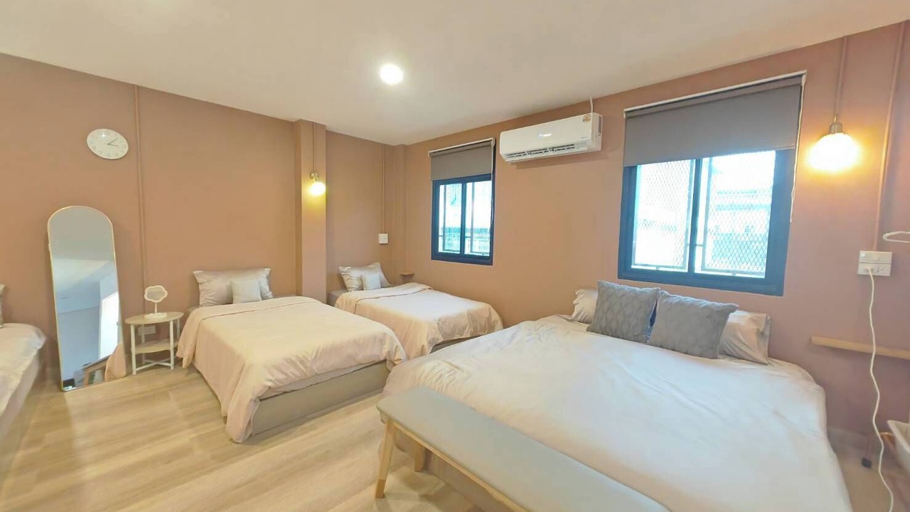 Photo of Bedroom in Pom Prap