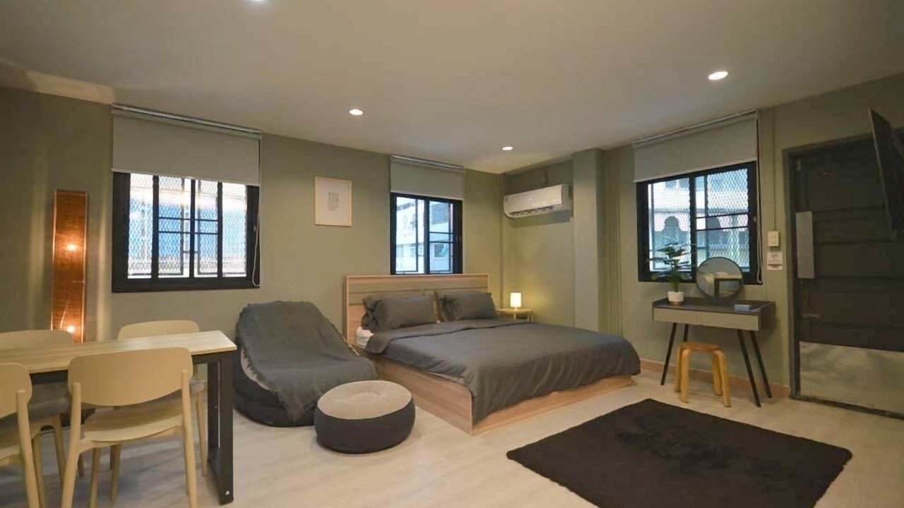 Photo of Bedroom in Pom Prap