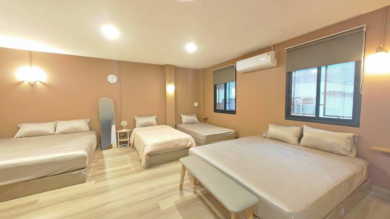 Photo of Bedroom in Pom Prap