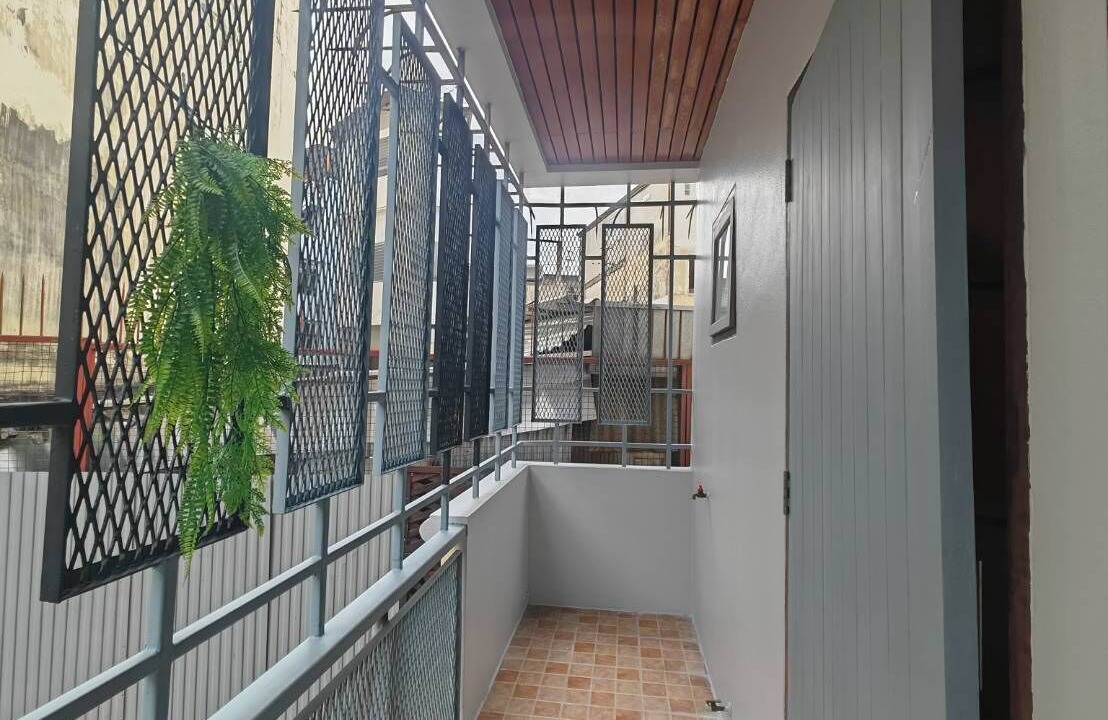 Photo of Patio Balcony in Pom Prap