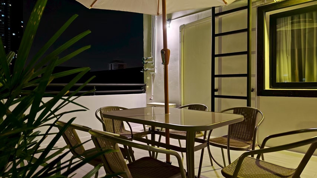 Photo of Outdoor in Khlong Tan Nuea