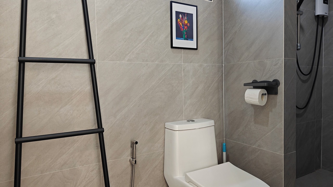 Photo of Bathroom in Khlong Tan Nuea