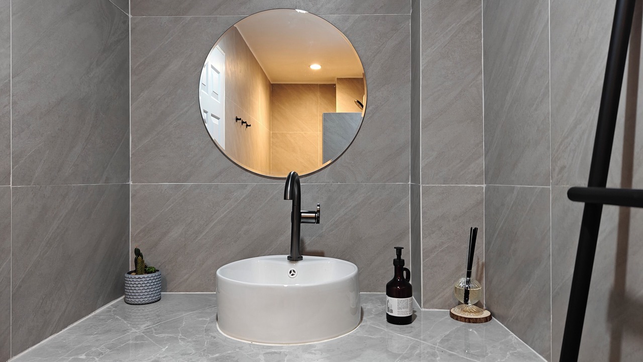 Photo of Bathroom in Khlong Tan Nuea