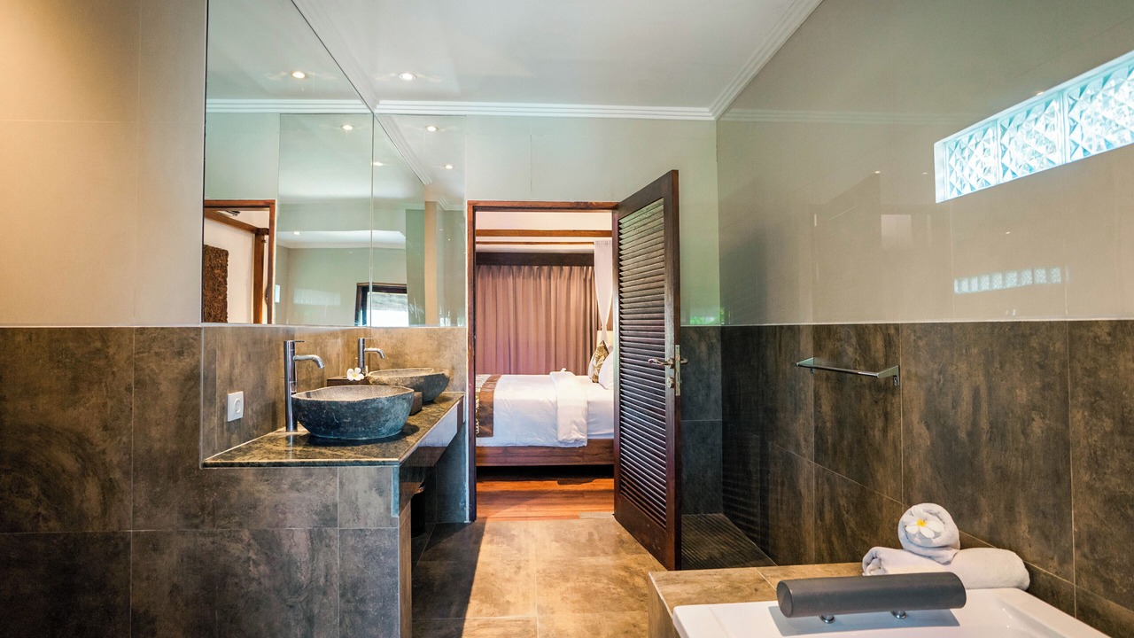 Photo of Bathroom in Drupadi