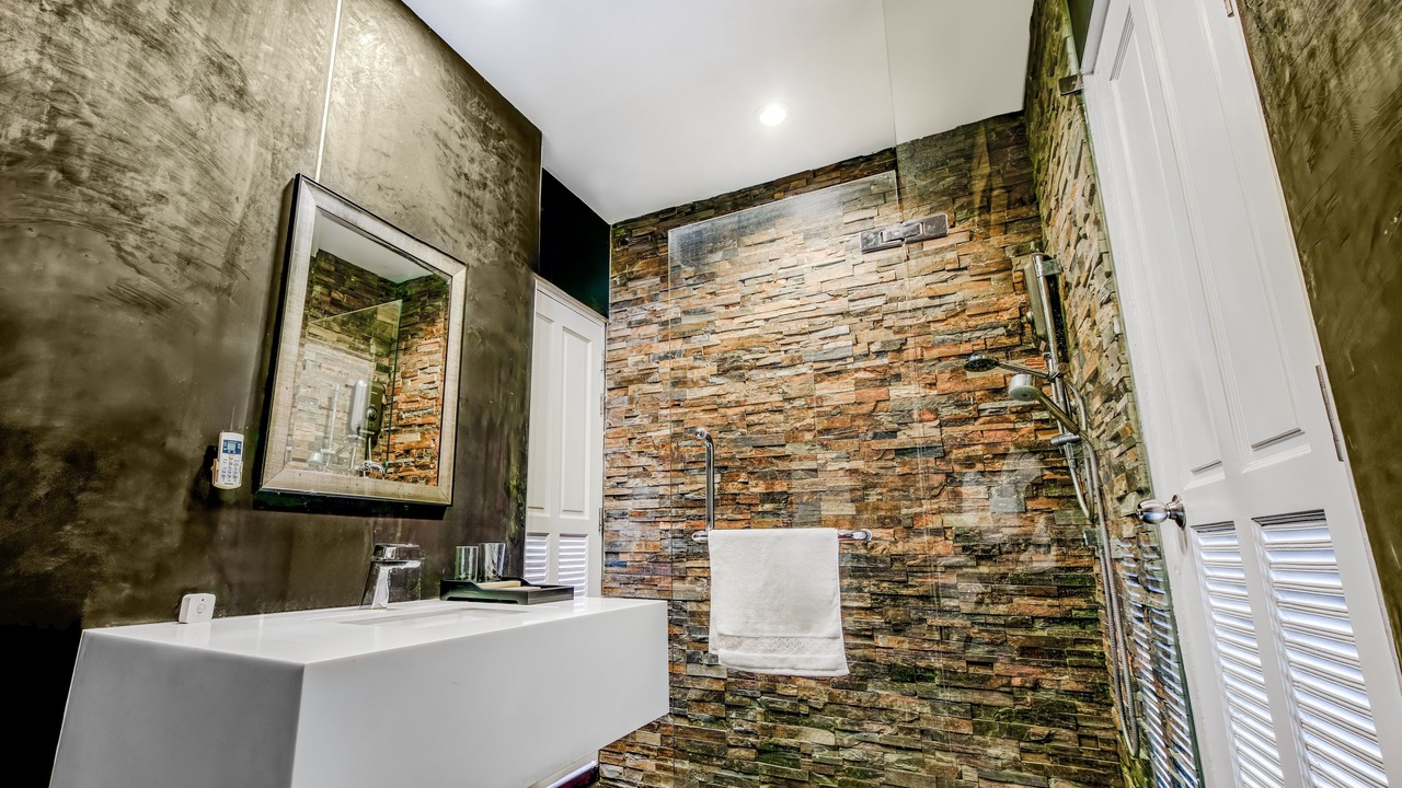 Photo of Bathroom in Wang Thonglang