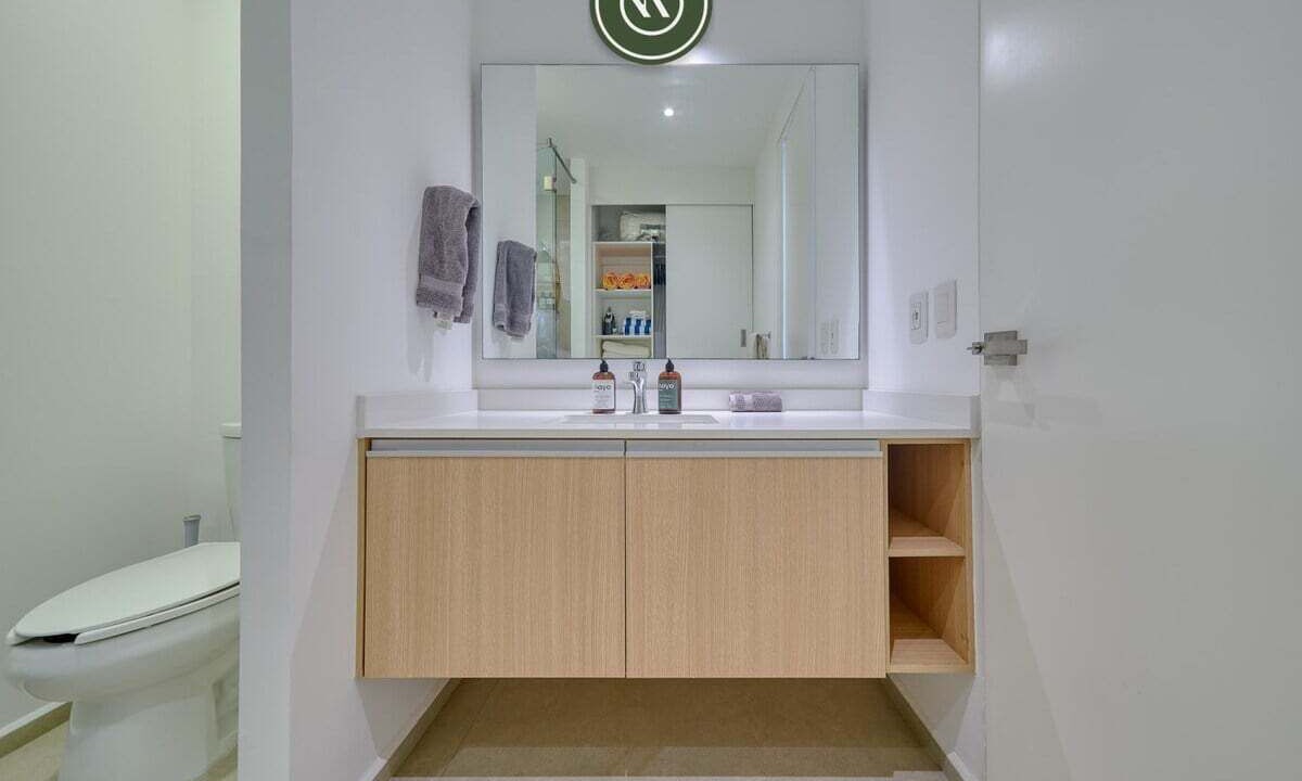 Photo of Bathroom in Flamingos