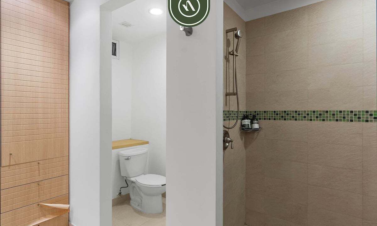 Photo of Bathroom in Flamingos