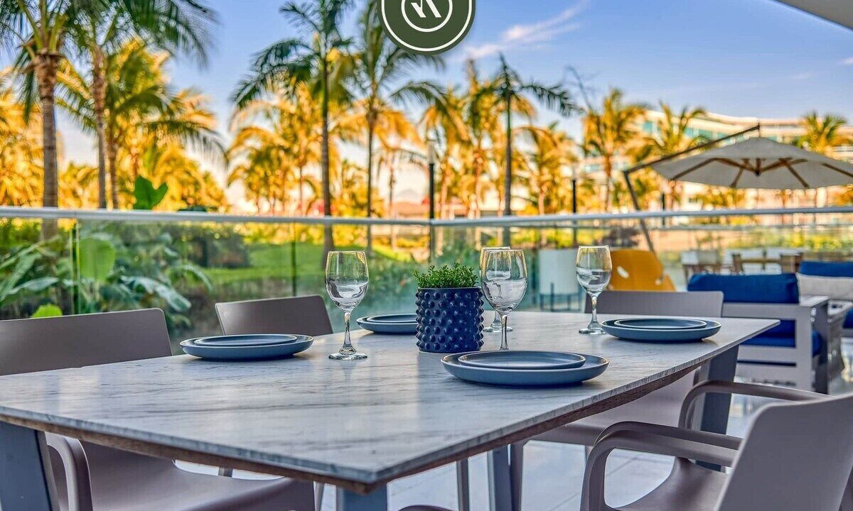 Photo of Outdoor in Flamingos