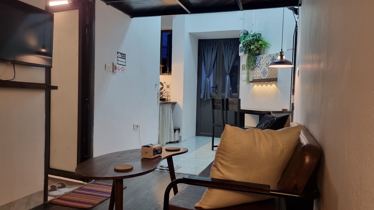 Photo of Livingroom in Old Quarter