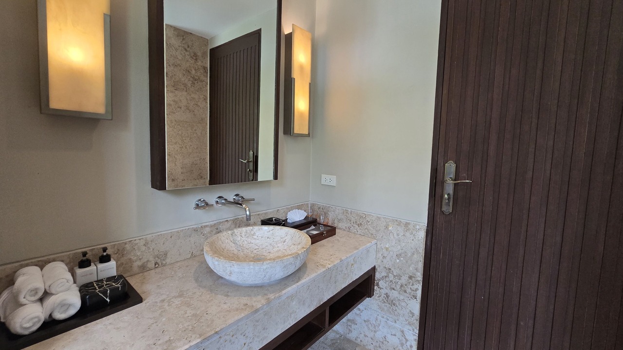 Photo of Bathroom in Hua Thanon