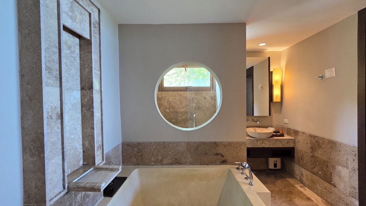 Photo of Bathroom in Hua Thanon