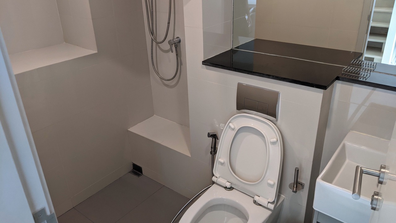Photo of Bathroom in Thung Maha Mek