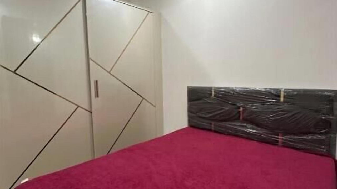 Photo of Bedroom in Delhi Cantonment