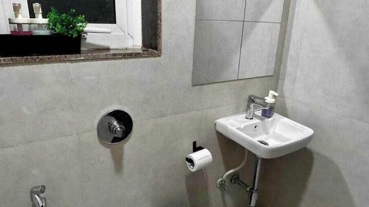 Photo of Bathroom in Thane West
