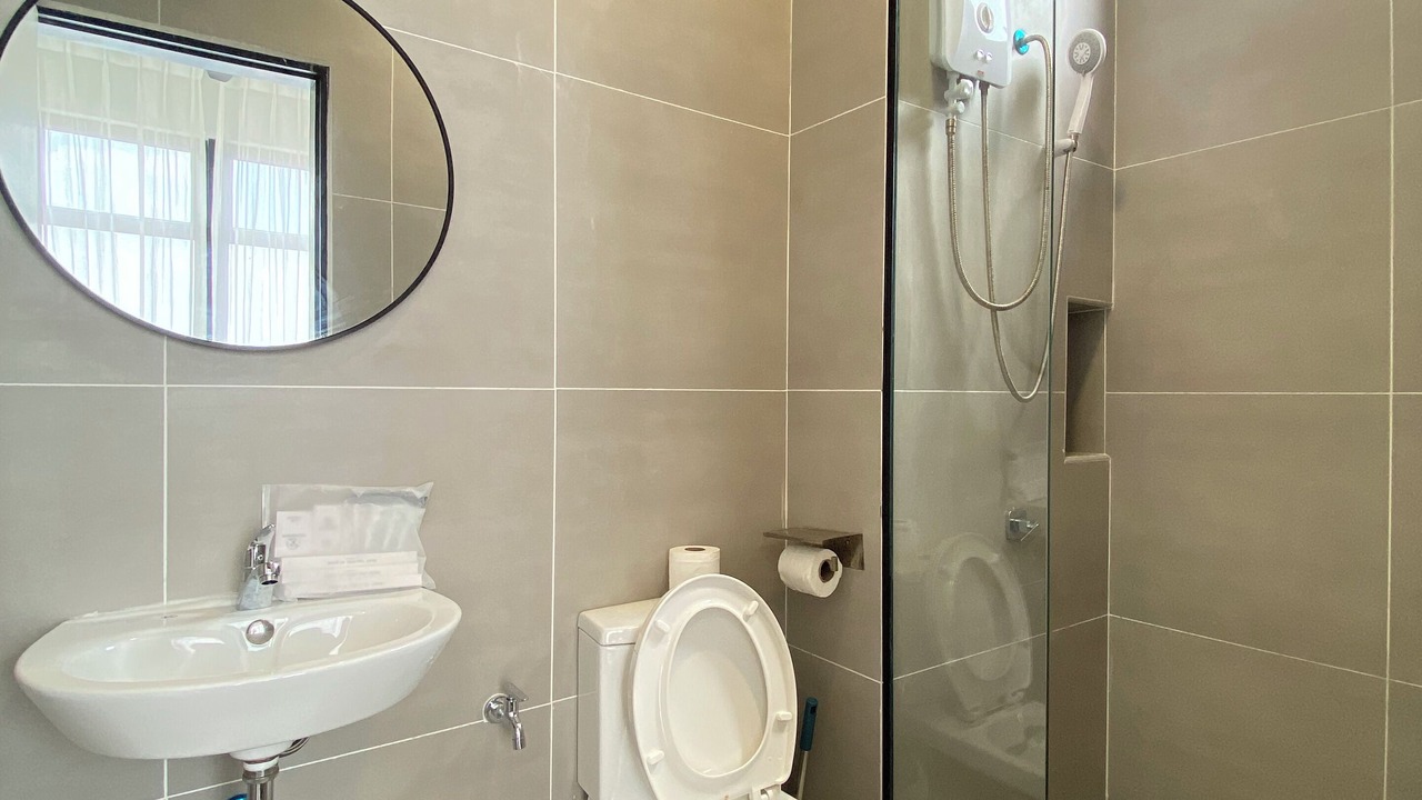 Photo of Bathroom in Taman Century