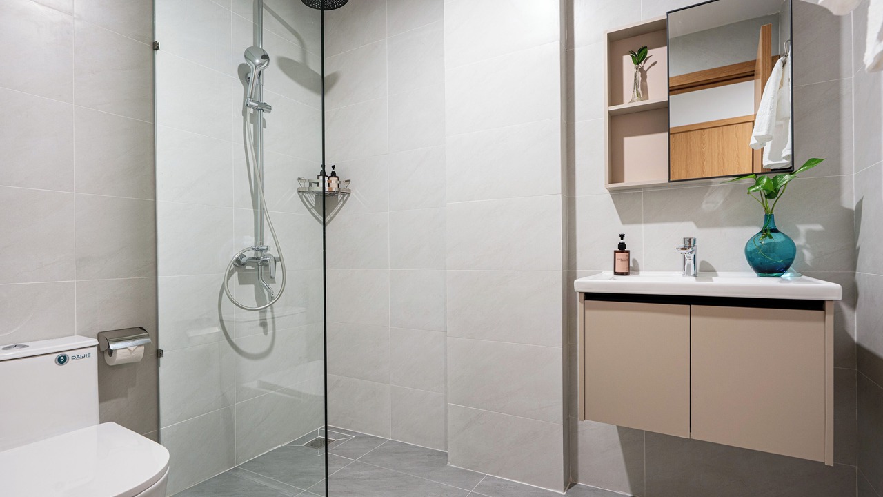 Photo of Bathroom in Ngu Hanh Son