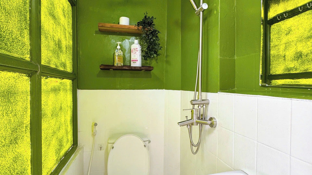 Photo of Bathroom in Old Quarter