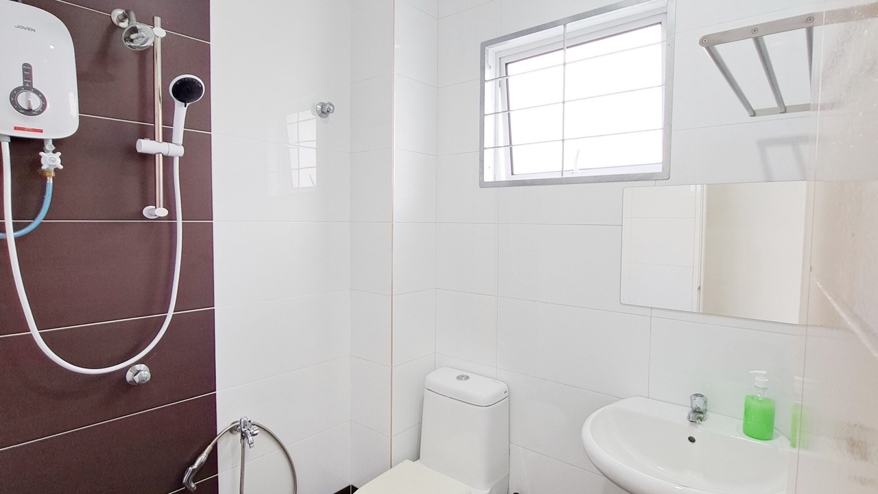 Photo of Bathroom in Kampung Arab