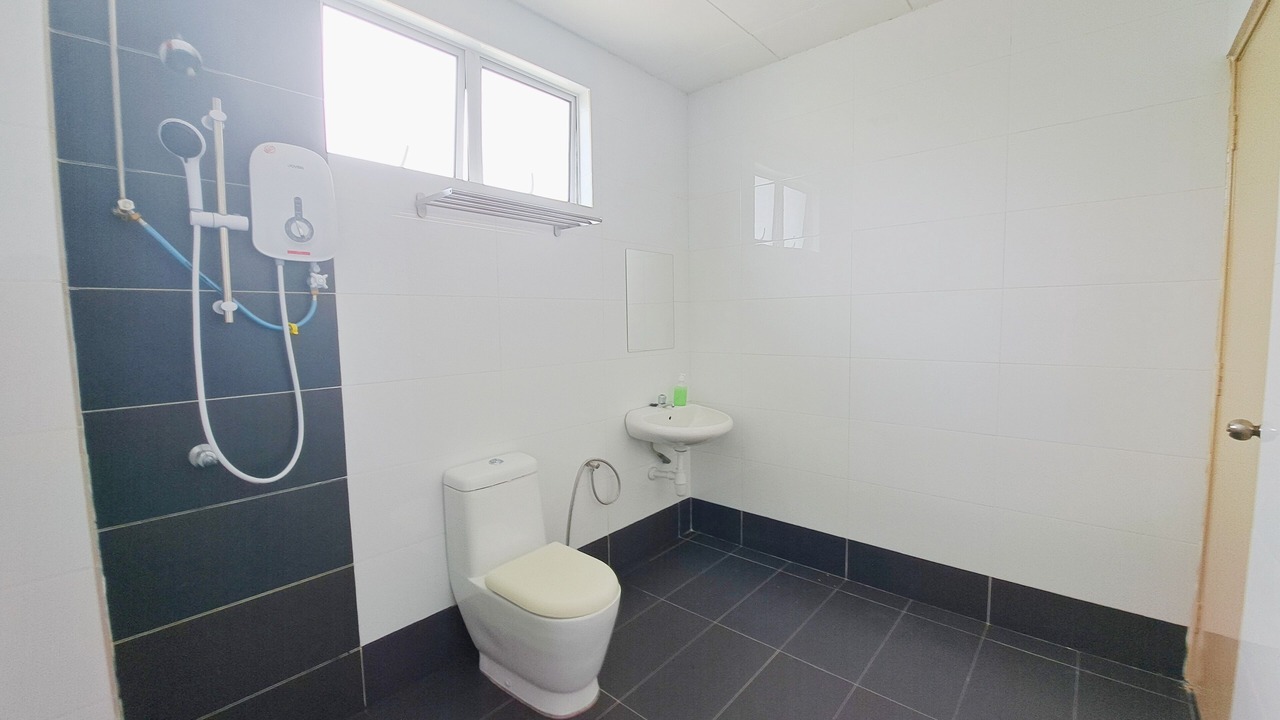 Photo of Bathroom in Kampung Arab