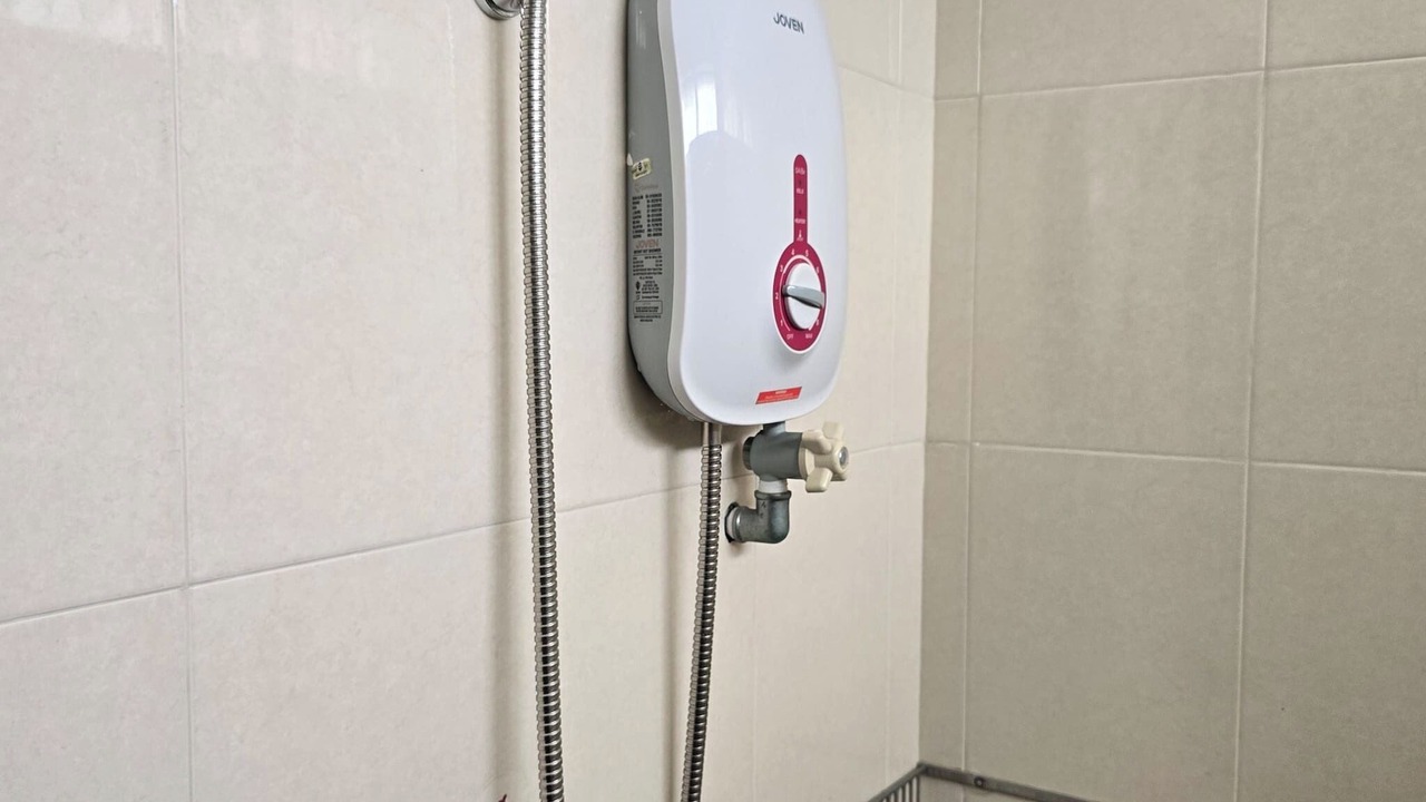Photo of Bathroom in Gelugor