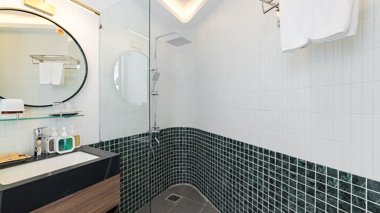 Photo of Bathroom in Tho Quang Beach