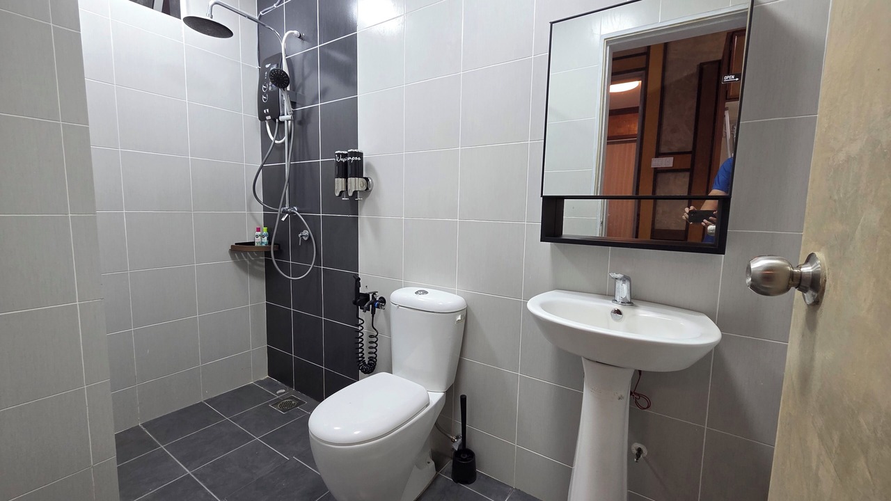 Photo of Bathroom in Kampung Tanjung Kapur