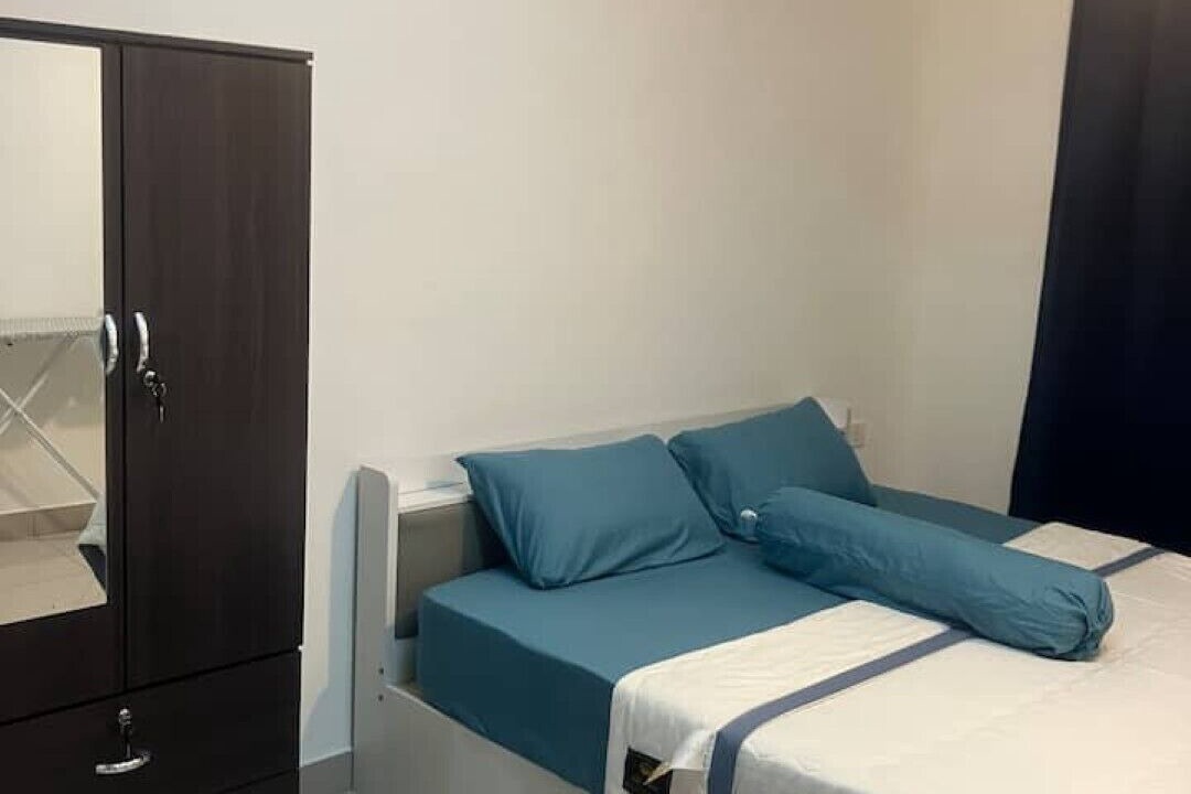 Photo of Bedroom in Central District