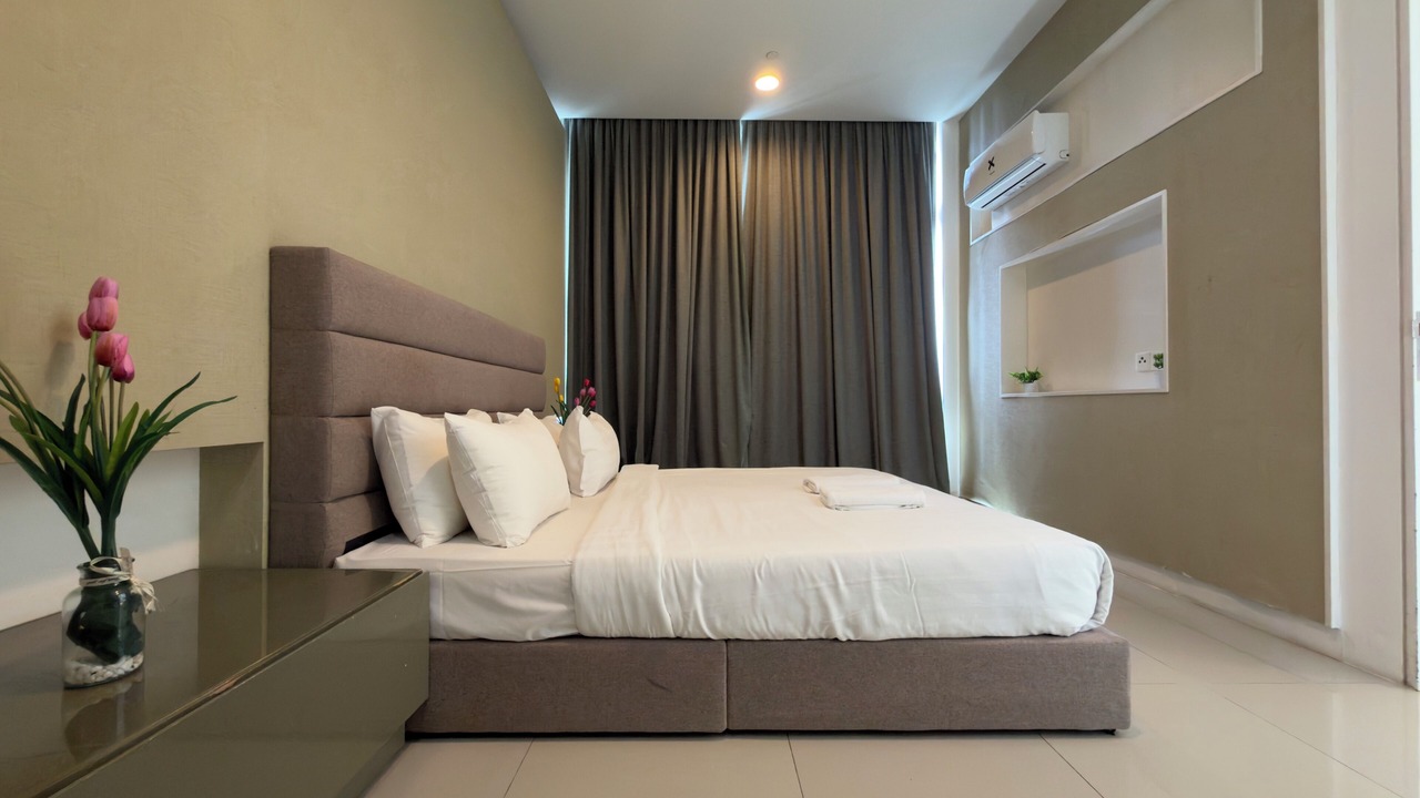 Photo of Bedroom in Golden Triangle
