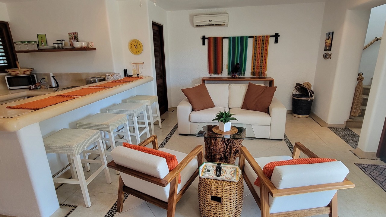 Photo of Livingroom in Zihuatanejo