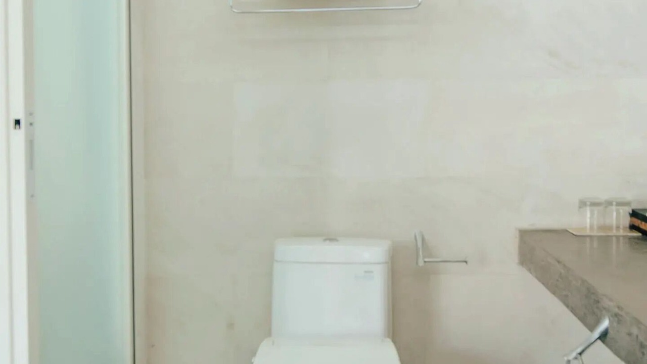 Photo of Bathroom in Mumbul