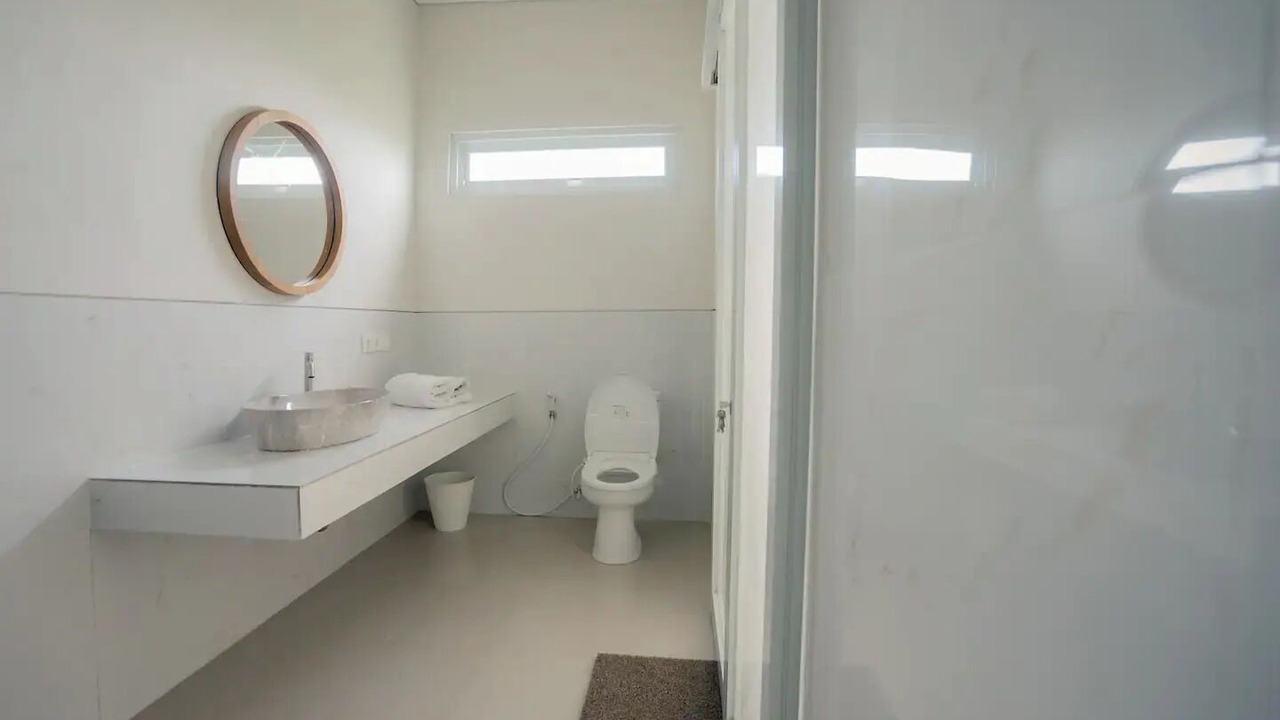 Photo of Bathroom in Mumbul